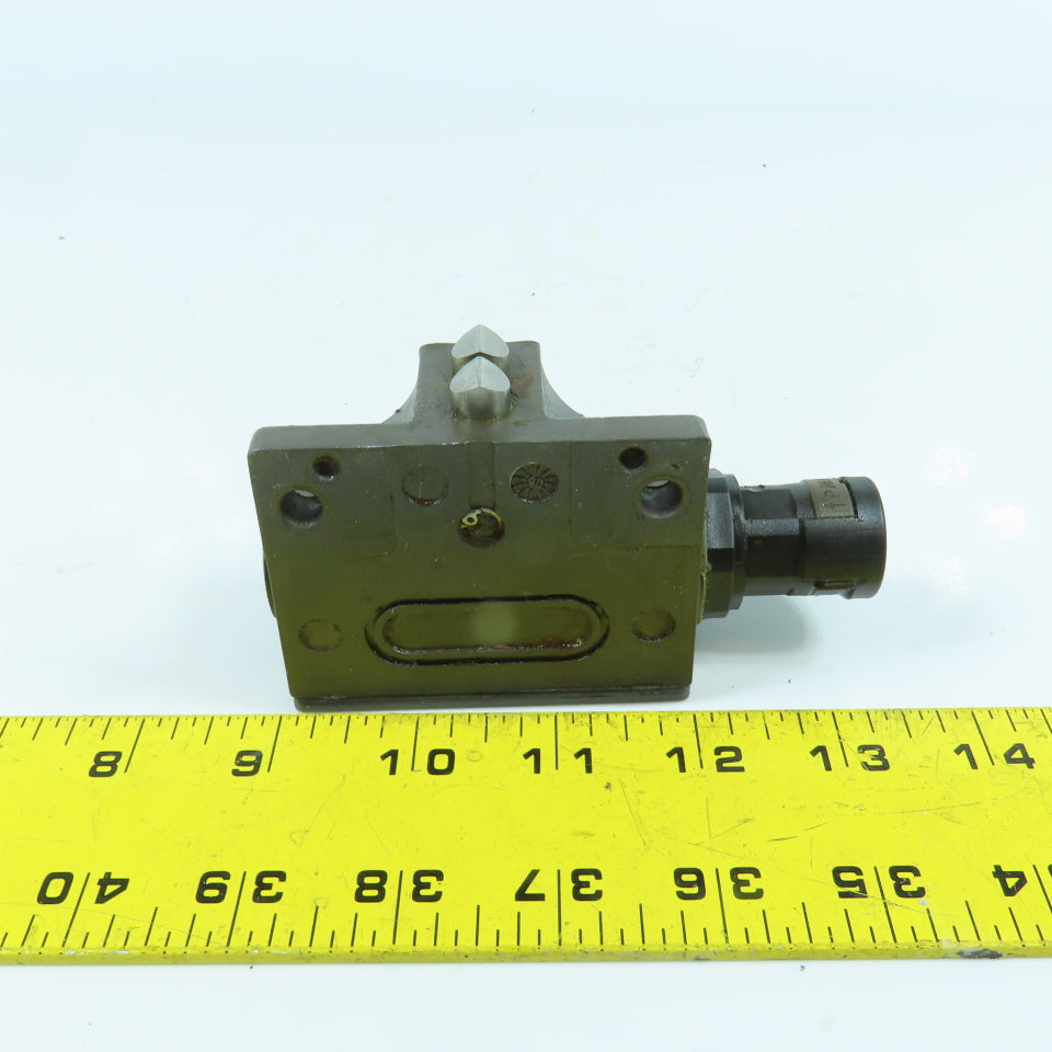 Euchner SN02D12-502-MC1688 Limit Switch 24V 6A