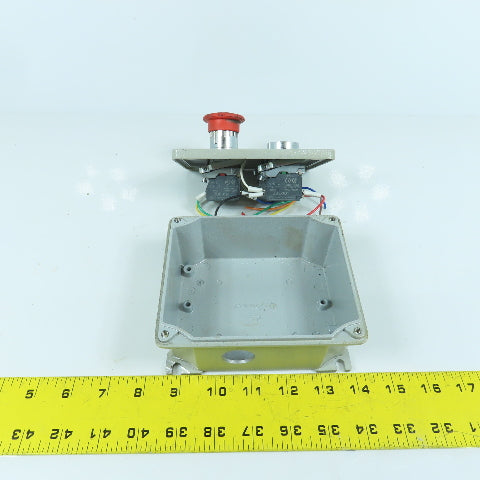3-Button Operator Control Enclosure With E-Stop & 2-Push Buttons 600V