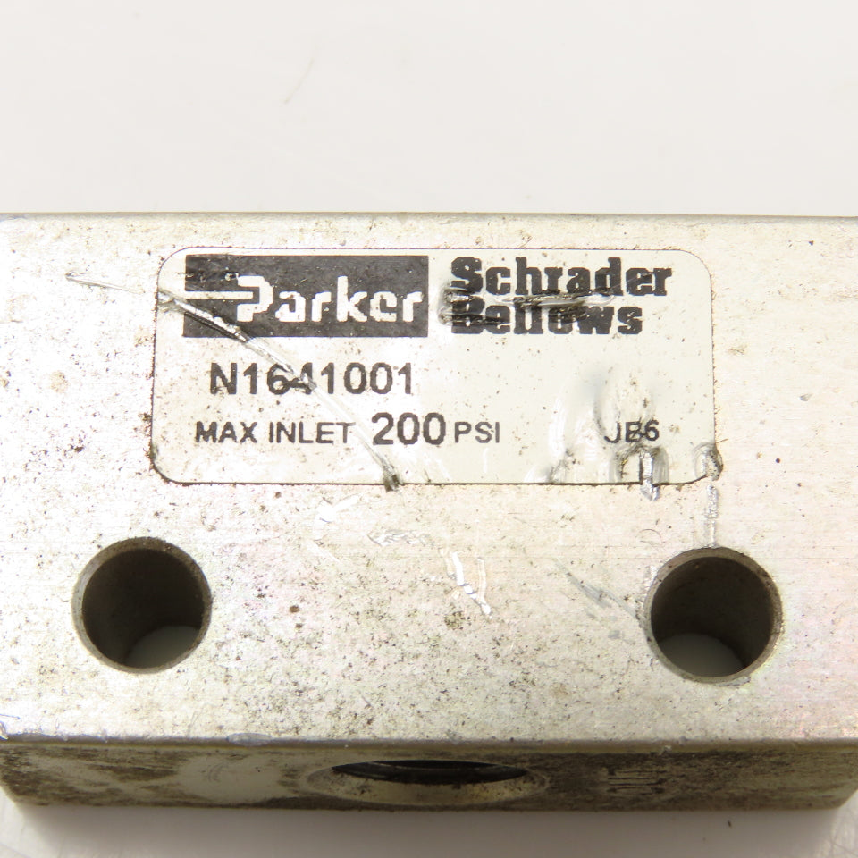 Parker N1641001 1/8" NPT Shuttle Valve Lot Of 2