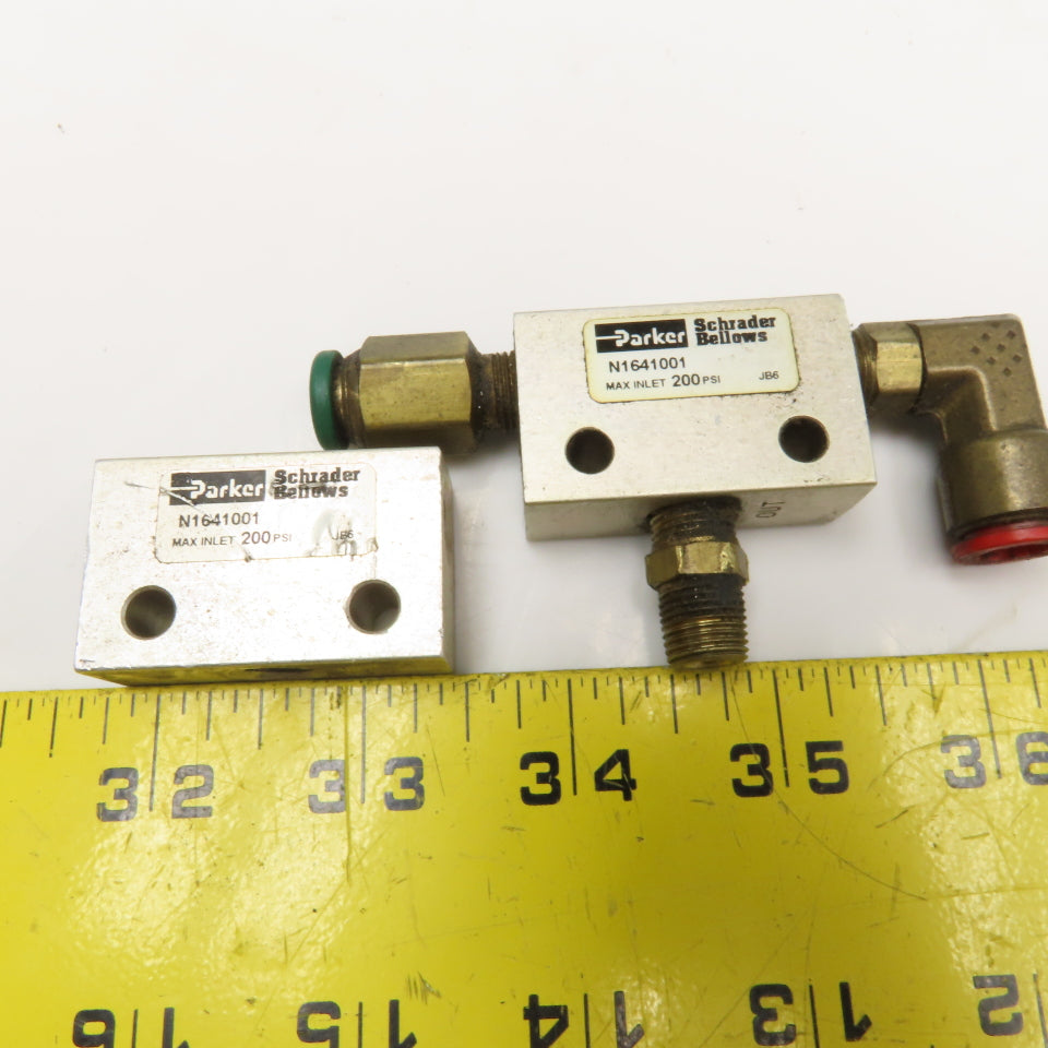 Parker N1641001 1/8" NPT Shuttle Valve Lot Of 2