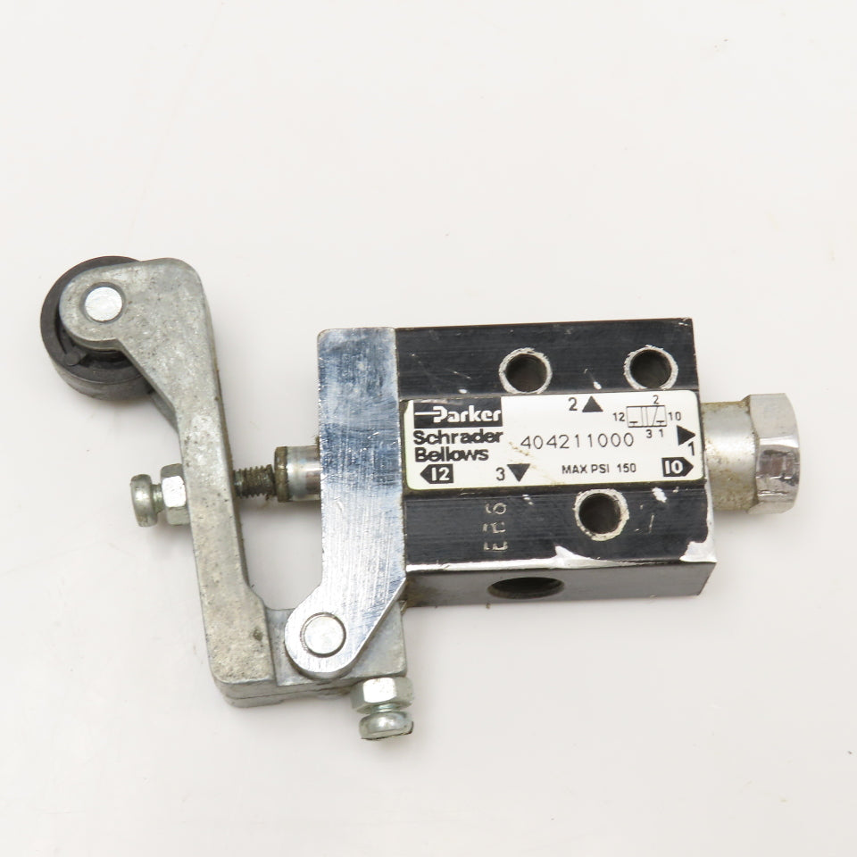 Parker 404211000 1/8" NPT Manual Air Control Valve 3/2 Position 150PSI