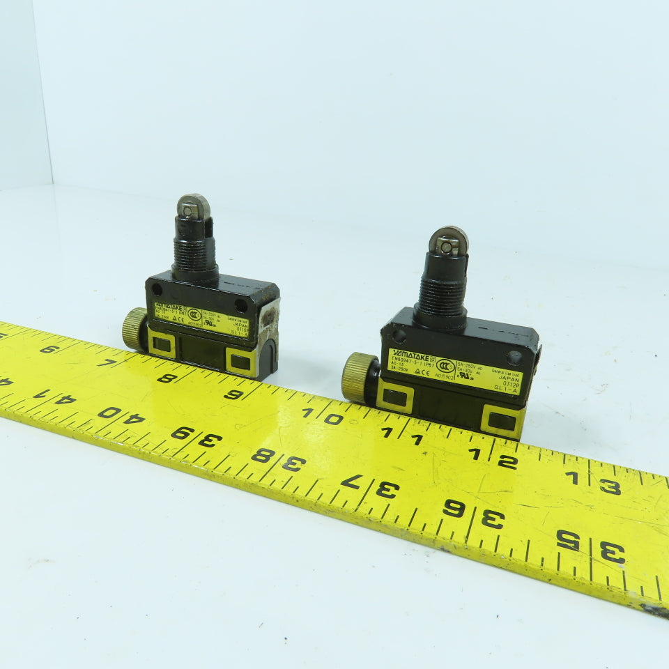 Yamatake EN60947-5-1 Roller Plunger Limit Switch 250V Lot of 2
