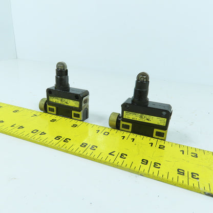 Yamatake EN60947-5-1 Roller Plunger Limit Switch 250V Lot of 2