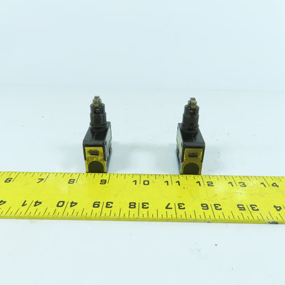 Yamatake EN60947-5-1 Roller Plunger Limit Switch 250V Lot of 2