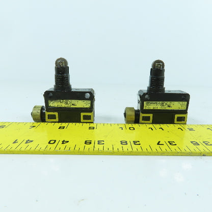 Yamatake EN60947-5-1 Roller Plunger Limit Switch 250V Lot of 2