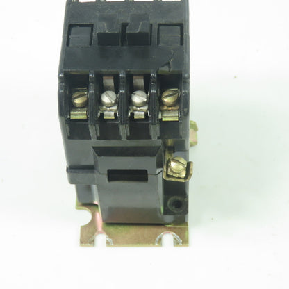 Westinghouse 765A857G01 300VAC 10A Control Relay 120V Coil 50/60Hz Lot Of 2