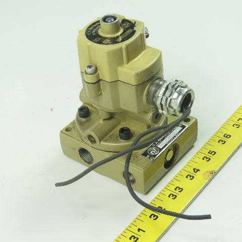 Norgren D1012B-P1 120V Pneumaic Poppet Solenoid Valve 60Hz 1/4" NPT