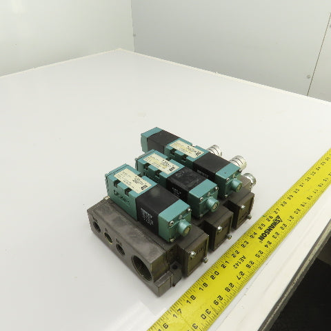 Numatics 153SS515K 153SA415K 3 & 2 Pos Pneumatic Double Solenoid Valve Bank 120V