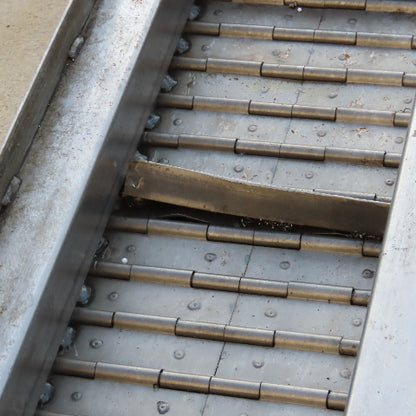 10'' x 140'' Incline Chip Conveyor 3/4Hp 230/480V 3Ph 6FPM 56'' Discharge