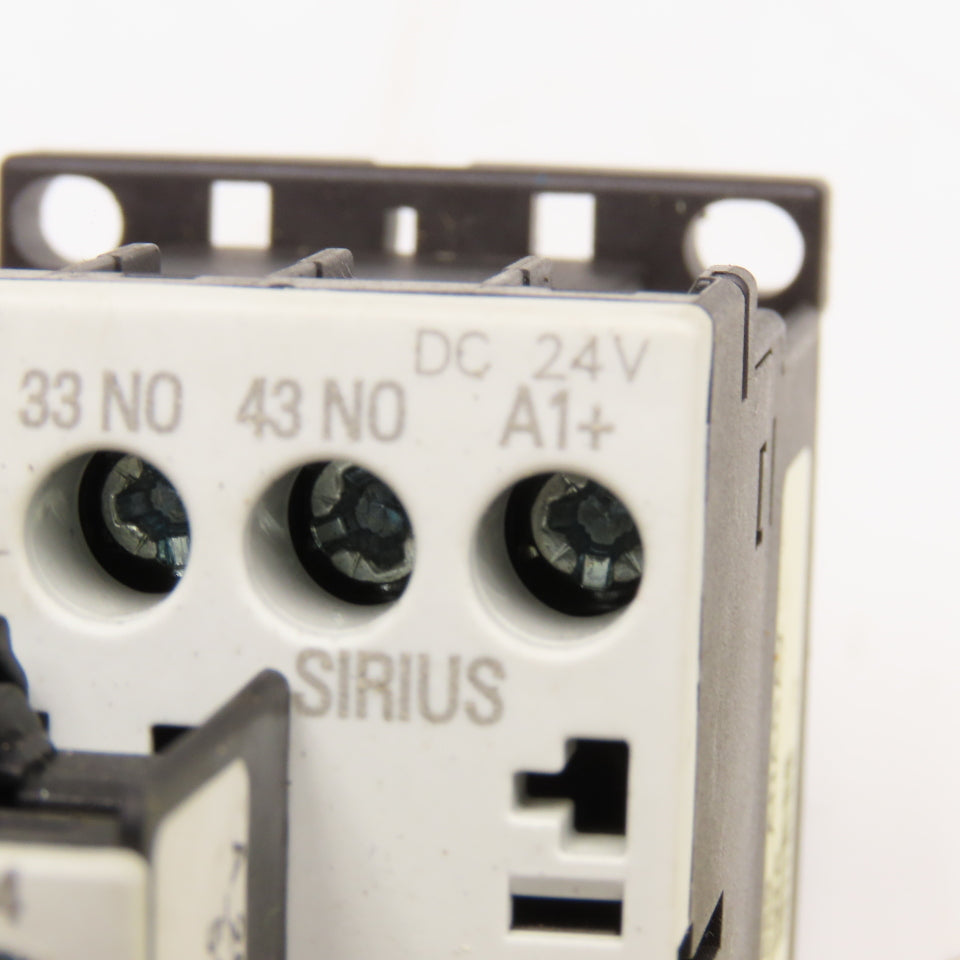 Siemens 3ZX1012-0RH11-1AA1 Contactor Relay 600V 10A Aux 3RH1911-1AA10 24VDC Coil
