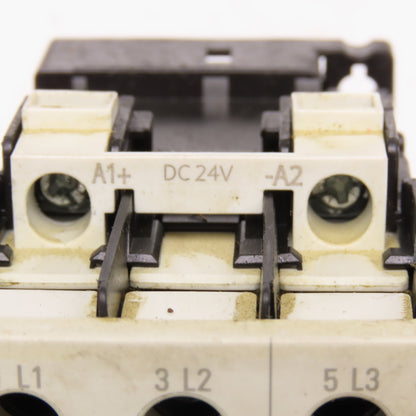 Siemens 3RT1025-1BB40 3RT1025-1BB40 600V 35A Contactor Relay 3RH11921-1FA22