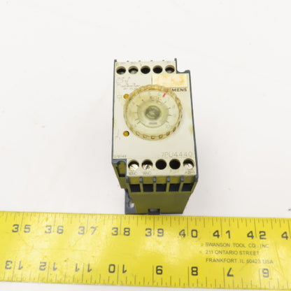 Siemens 7PU4440-1AB30 230V Timing Relay Off Delay 0.5-10s