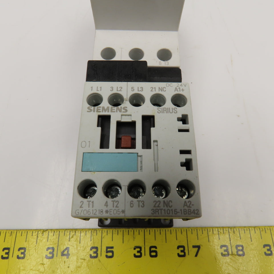Siemens 3RT1015-1BB42 3RV1021-1KA10 600V Contactor 9-12.5A Trip 24VDC Coil