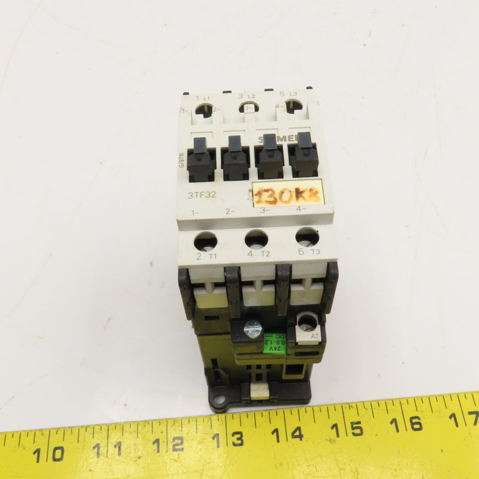 Siemens 3TF3200-0B 600V 30A 10Hp Contactor 24VDC Coil