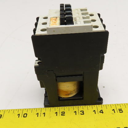 Siemens 3TF3300-0B 600V 30A 10Hp Contactor 24VDC Coil