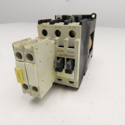 Siemens 3TF3200-0B 600V 30A 10Hp Contactor 24VDC Coil