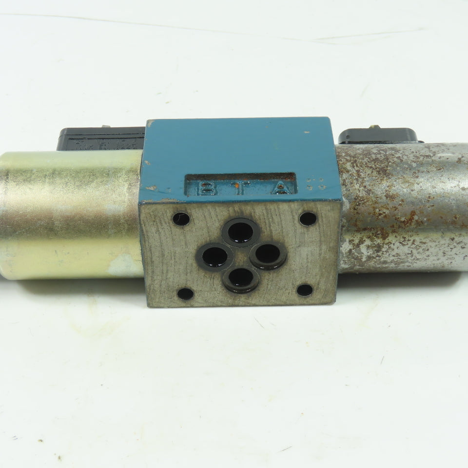 Bosch 0-810-092-113 Directional Hydraulic Control Valve 24VDC Coil 250 Bar