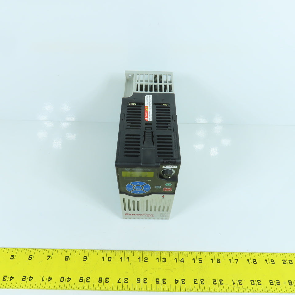 Allen Bradley 25B-D2P3N104 Ser A PowerFlex AC Drive 1HP 380-480V In 0-460V Out