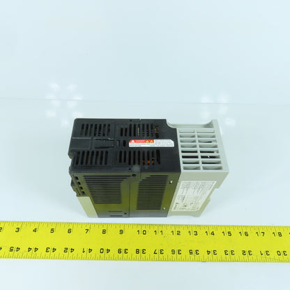 Allen Bradley 25B-D2P3N104 Ser A PowerFlex AC Drive 1HP 380-480V In 0-460V Out