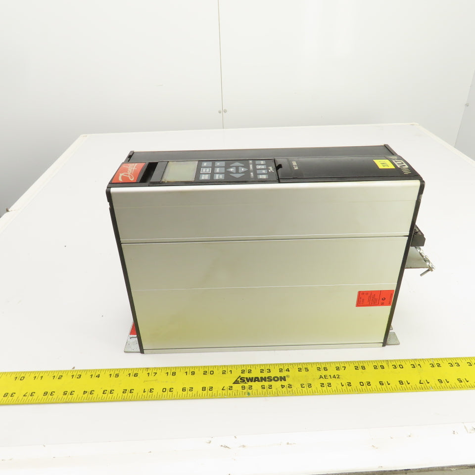 Danfoss VLT 5000 10/8.2A Frequency Converter 380-500V Input 0-1000HZ Out