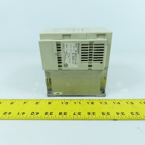 Mitsubishi FR-E520-2.2K-NA 11A Frequency Inverter 200-240V 3PH Input 0.2-400HZ