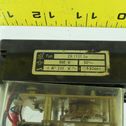 E. Dold & Sohne ZR 712T 2u Time Delay Relay 220V 1-30 Sec
