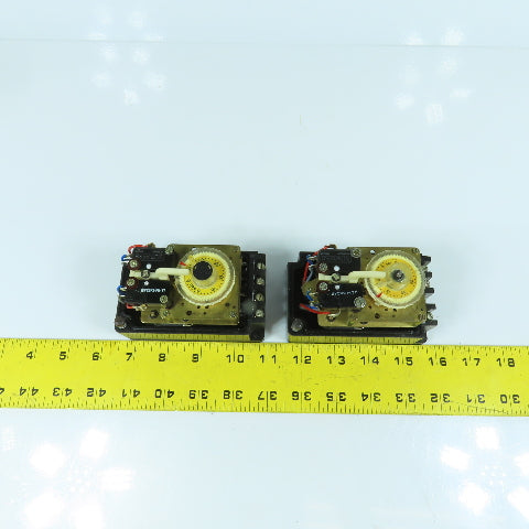 E. Dold & Sohne ZR 712T 2u Time Delay Relay 220V 1-30 Sec Lot Of 2 (No Covers)