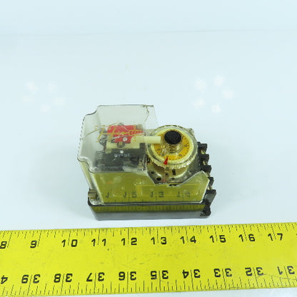 E. Dold & Sohne ZR 2u712T Time Delay Relay 220V 1-30 Sec (No Cover)