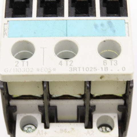 Siemens 3RT1025-1BB40 Motor Starter Contactor 600V 25A 24VDC Coil