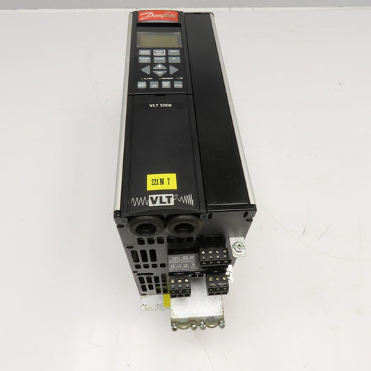Danfoss VLT5008PT5B20STR3DLF00A00C0 Variable Frequency Drive 3x380-500V 0-1000Hz