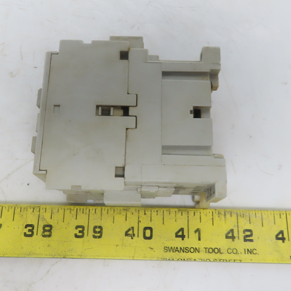 Allen Bradley 100-C09*10 Ser. A 10Hp 30A Contactor W/120V Coll
