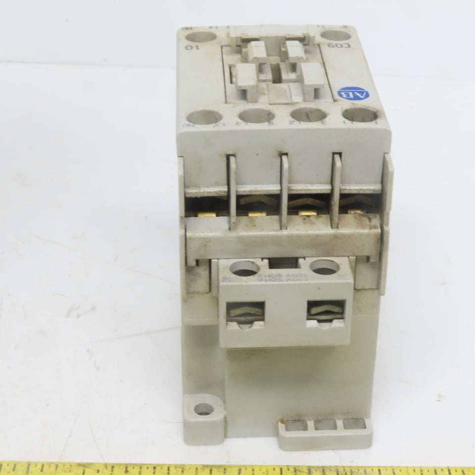 Allen Bradley 100-C09*10 Ser. A 10Hp 30A Contactor W/120V Coll