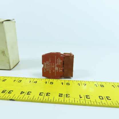 Siemens 3SB1320-0A Contact Block With Holder 230V 3SB14 00-0A