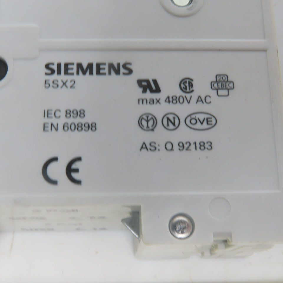Siemens 5SX22 C16 400V 2 Pole 16A Circuit Breaker Rail Mount