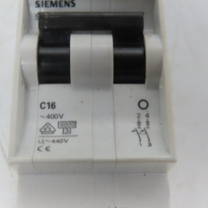 Siemens 5SX22 C16 400V 2 Pole 16A Circuit Breaker Rail Mount