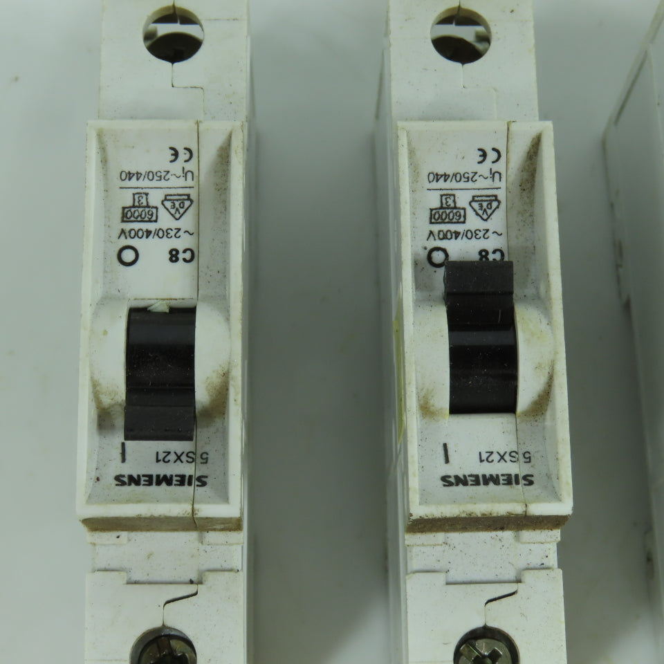 Siemens 5 SX21 8A Rail Mount Single Pole Circuit Breaker C8 230/400V Lot Of 11