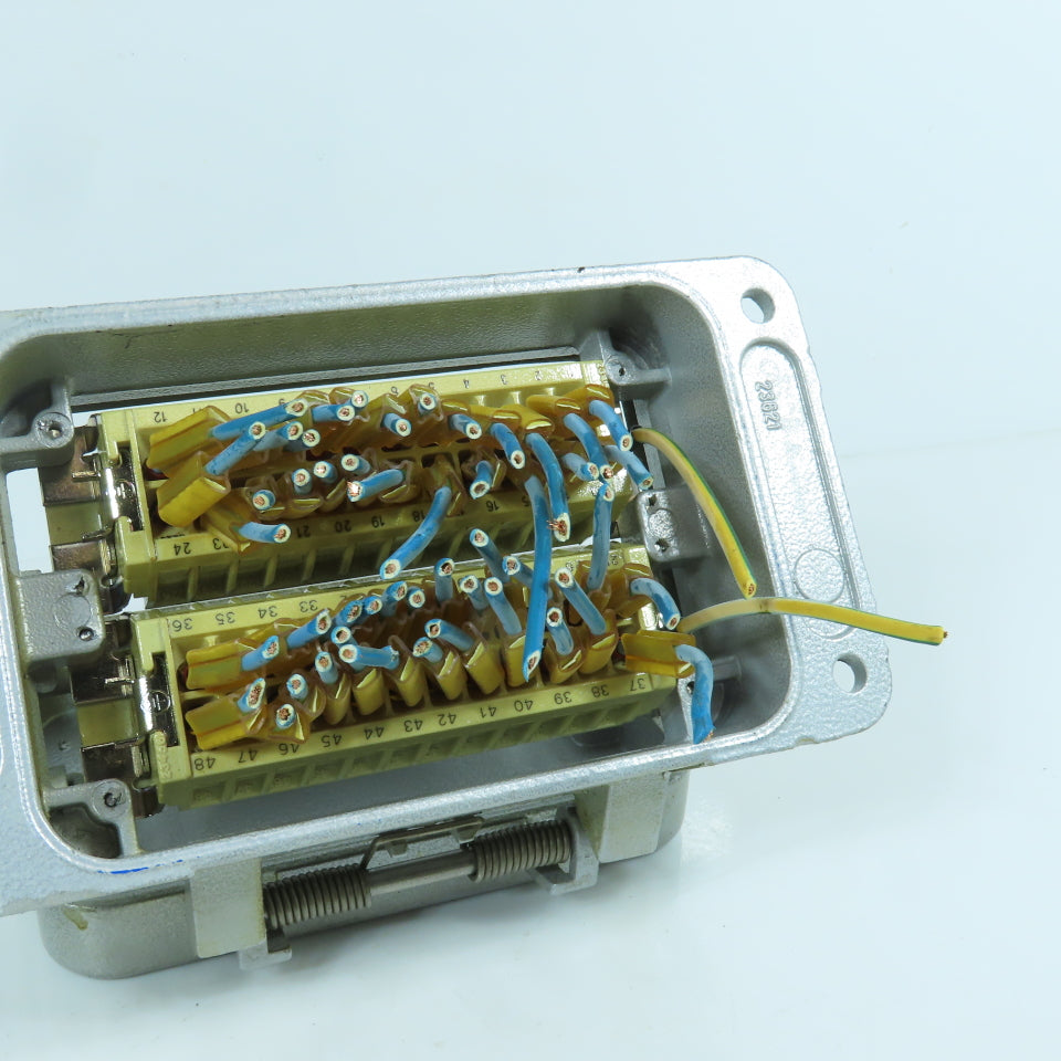 ILME VR2 Enclosure Panel Interface Connector 48 Pin Hole Female 16A 600V