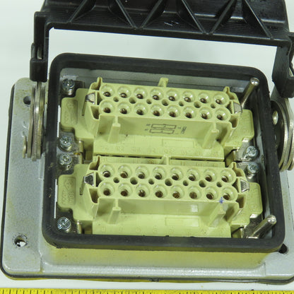 ILME VR2 Enclosure Panel Interface Connector 32 Pin Hole Female 16A 600V