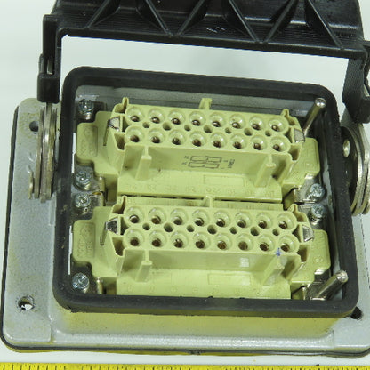 ILME VR2 Enclosure Panel Interface Connector 32 Pin Hole Female 16A 600V