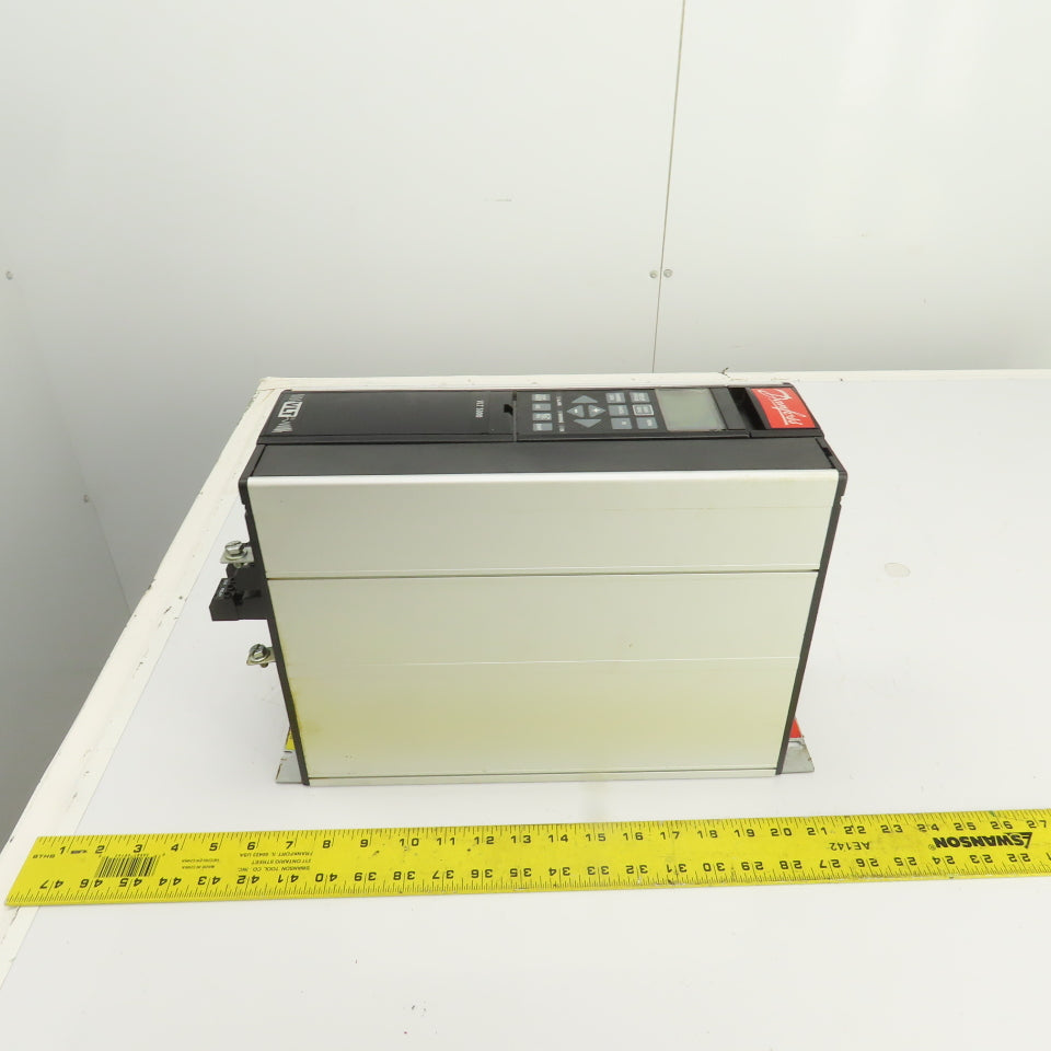 Danfoss VLT50008PT5B20STR300F00A00C0 VLT 5000 Frequency Converter 380-500V Input