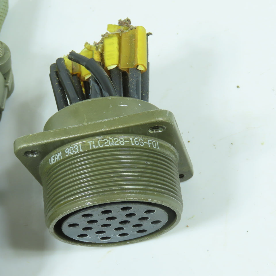 Veam 26-16 20-Position Circular Connector Male & Female Set