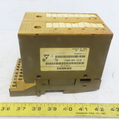 Siemens 6ES5 440-8MA21 (2) Digital Output Modules W/(1) 6ES5 700-8MA11 Base