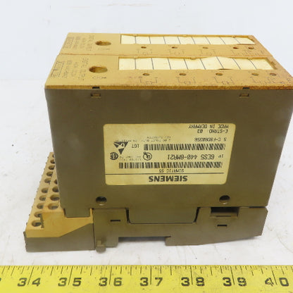 Siemens 6ES5 440-8MA21 (2) Digital Output Modules W/(1) 6ES5 700-8MA11 Base