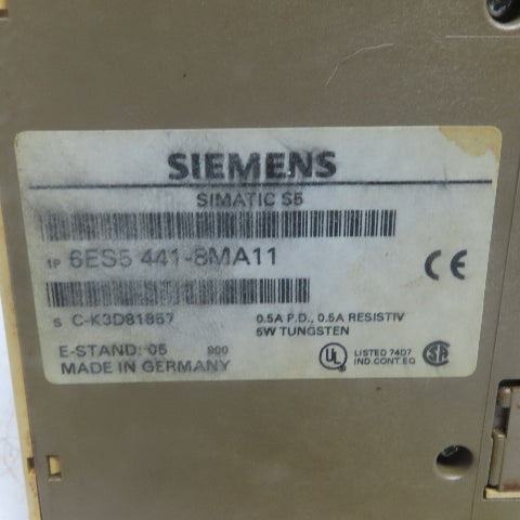 Siemens 6ES5 441-8MA11 (2) Digital Output Modules W/(1) 6ES5 700-8MA11 Base