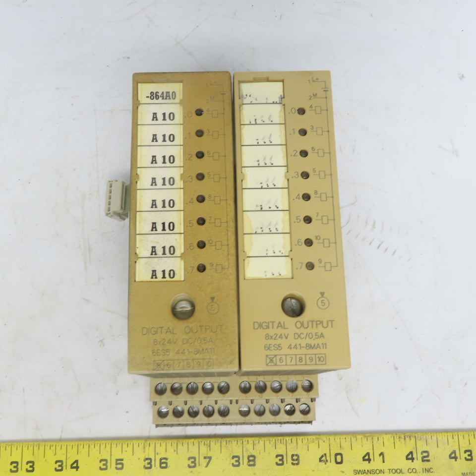 Siemens 6ES5 441-8MA11 (2) Digital Output Modules W/(1) 6ES5 700-8MA11 Base