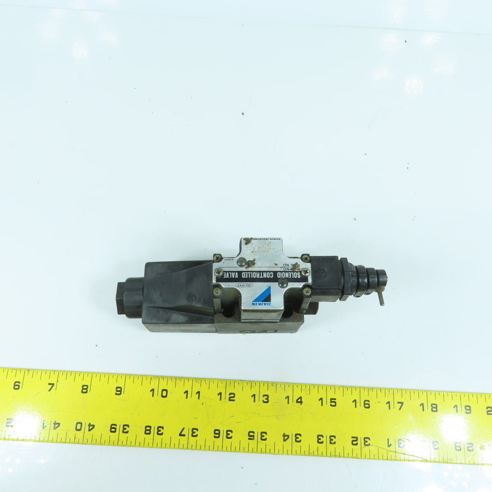 Daikin KSO-G02-2BA-10 4/3 Position Solenoid Hydraulic Directional Valve 100V