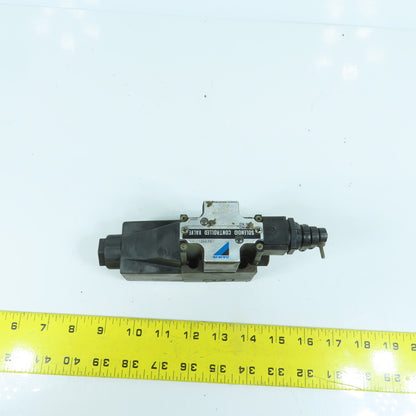 Daikin KSO-G02-2BA-10 4/3 Position Solenoid Hydraulic Directional Valve 100V