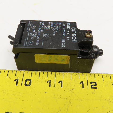 Omron D4D-1131N 400V Push Button Limit Switch