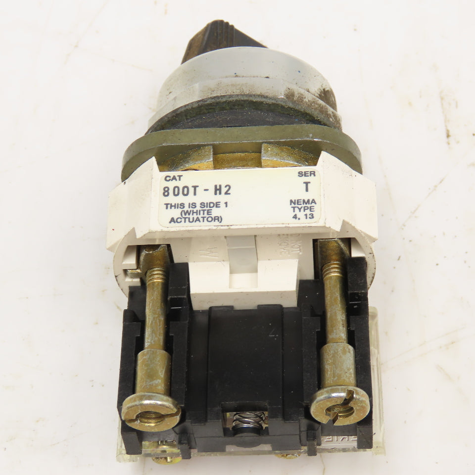 Allen Bradley 800T-H2 2 Position Selector Switch 600V