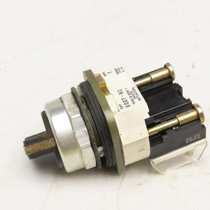 Allen Bradley 800T-H2 2 Position Selector Switch 600V